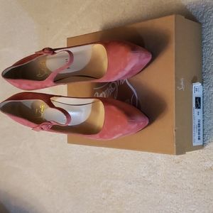 Christian Louboutin size 40 color pink suede 100% AUTHENTIC